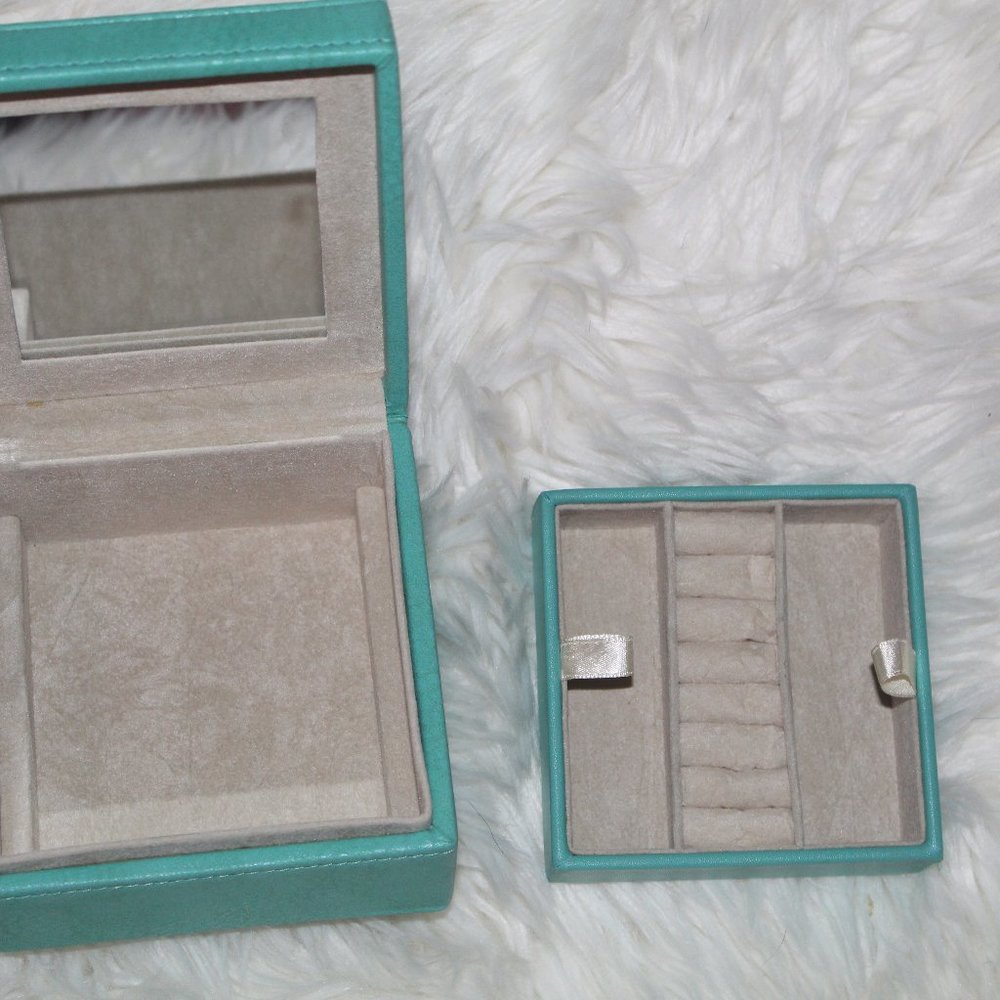 Jewelry Box - Picture 4 of 4